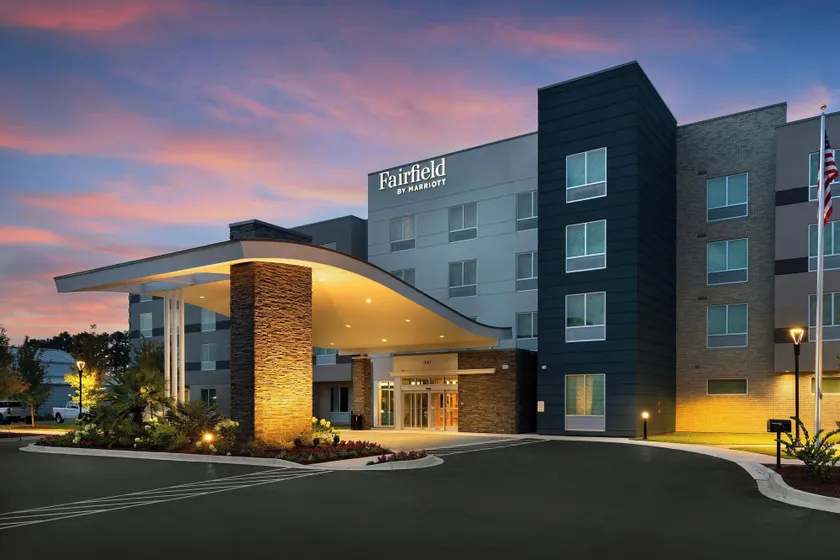 Fairfield by Marriott Inn & Suites Coastal Carolina Conway - Image 1