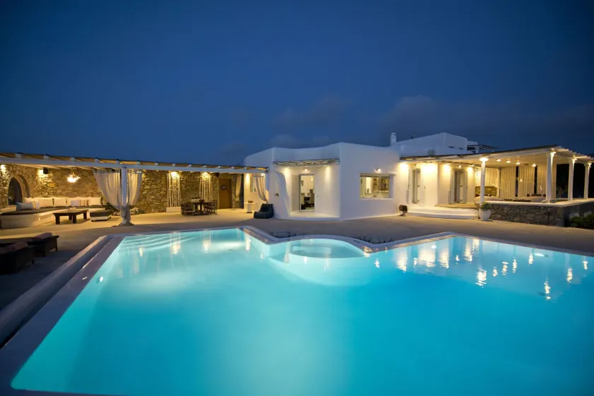 Tatiana Villa & Apartments - Image 1