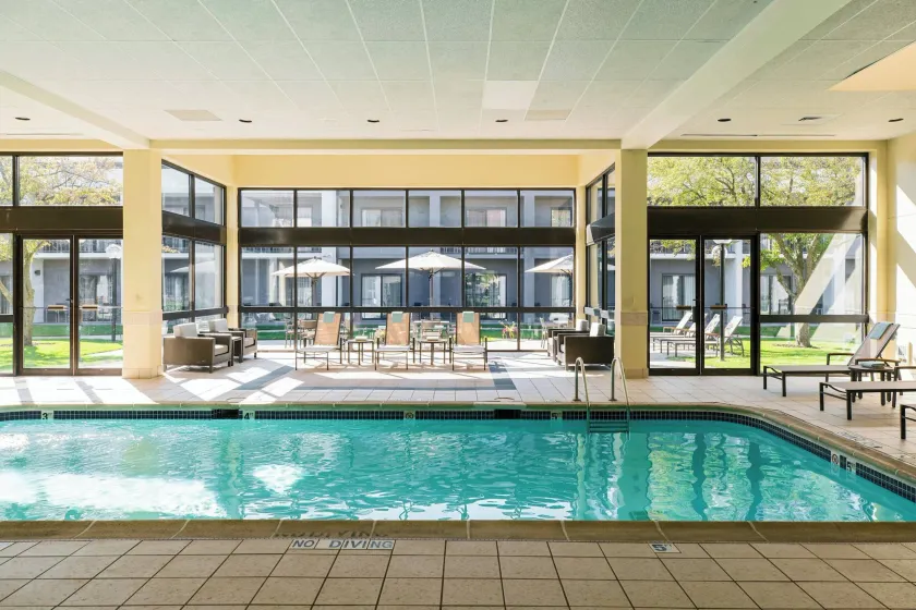 Courtyard by Marriott Chicago Naperville - Image 1
