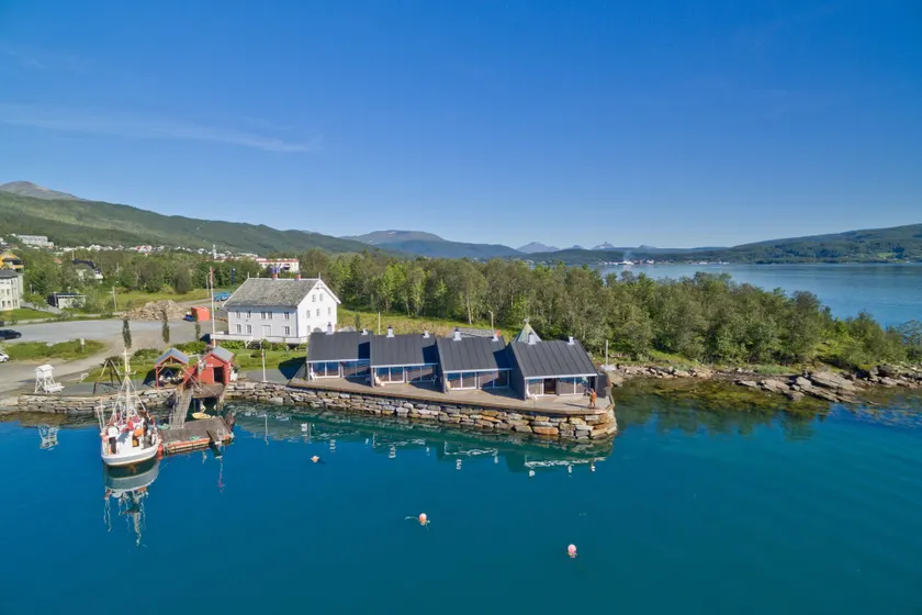 Finsnes Gaard - Image 1
