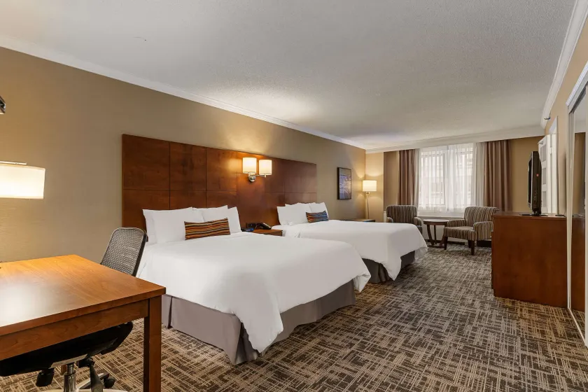 Best Western Ville-Marie Montreal Hotel & Suites - Image 1