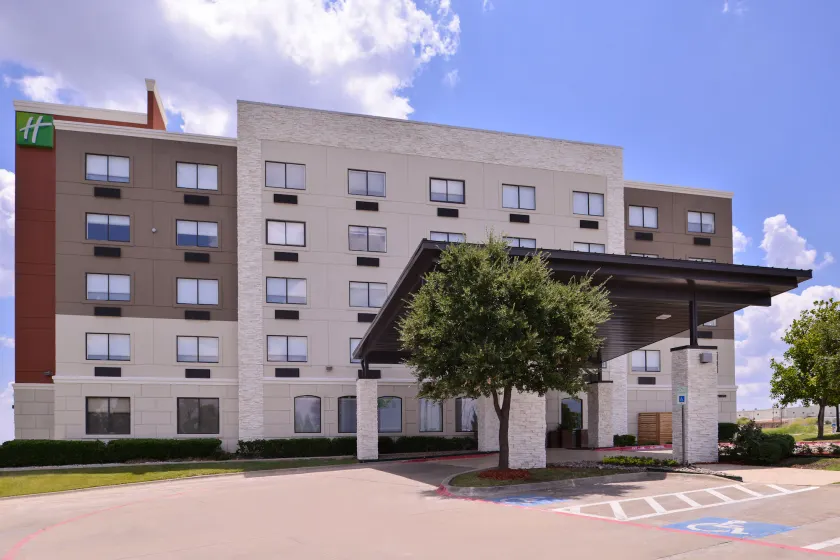Holiday Inn Express Hotel and Suites Mesquite by IHG - Image 1