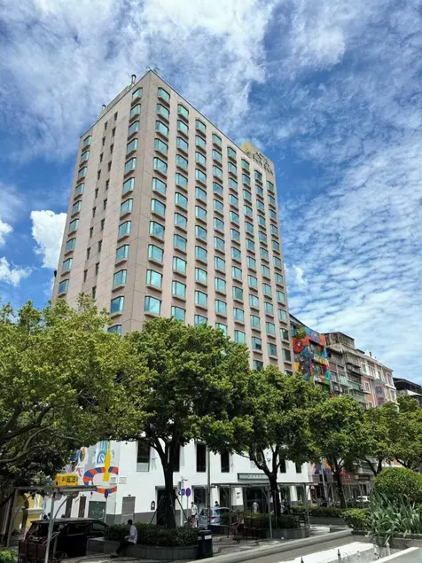 Macau Hotel S - Image 1