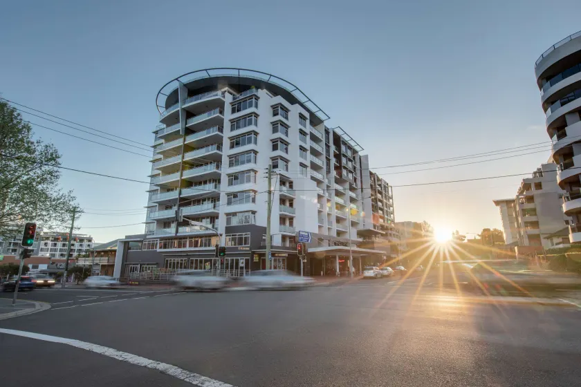 Adina Apartment Hotel Wollongong - Image 1