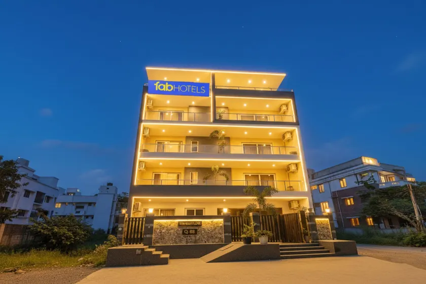 Fabhotel The Prime Land - Image 1