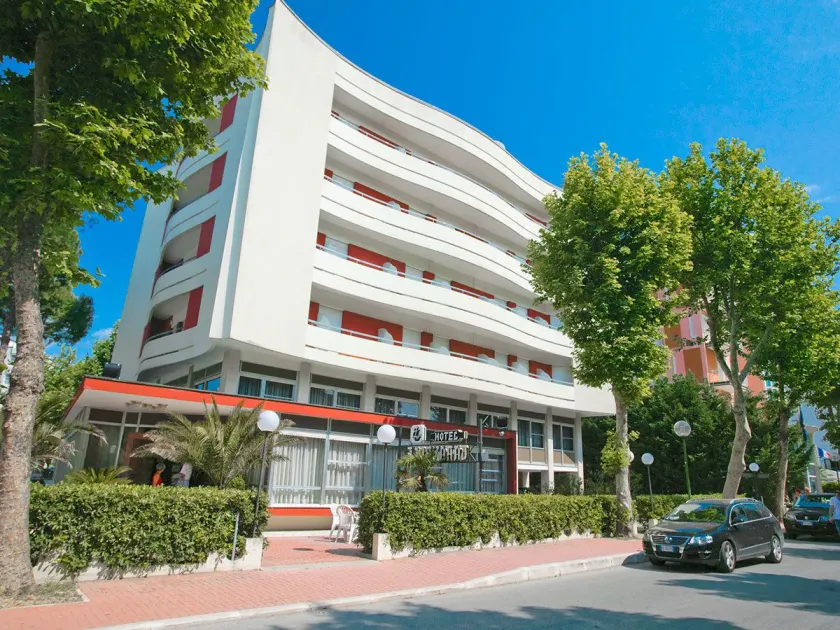 Hotel Caravelle - Image 1