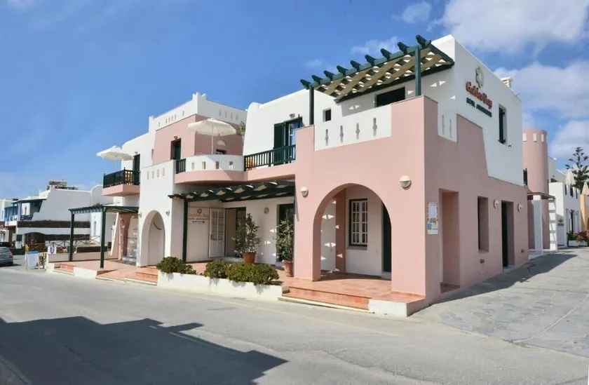 Golden Bay - Image 1