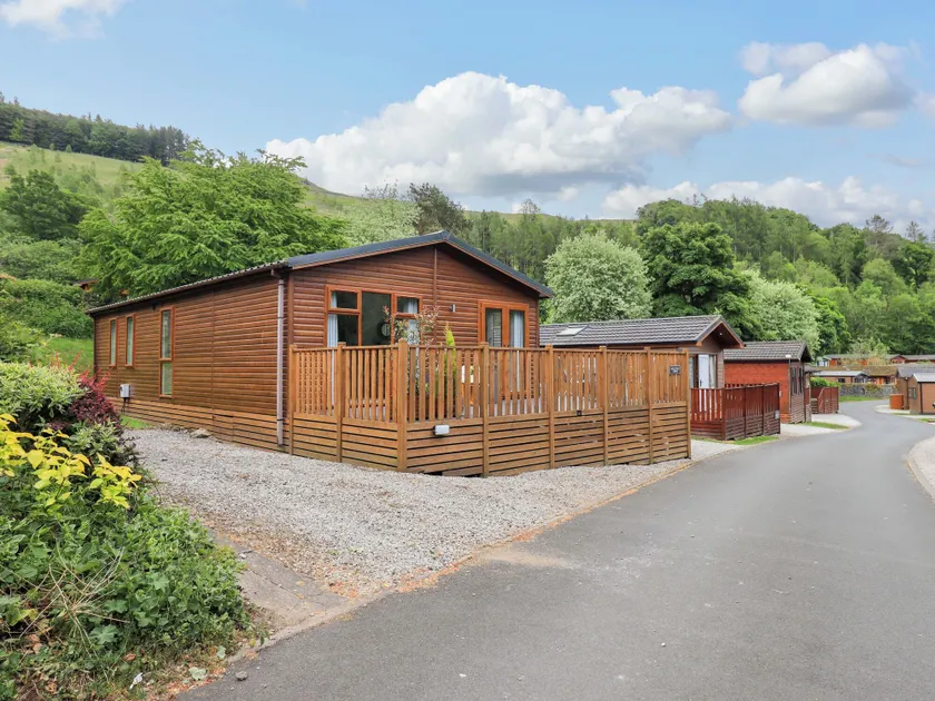 Hollytree Lodge - Image 1