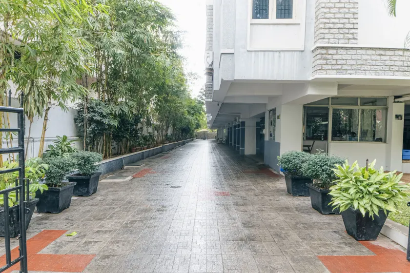 Hotel Athome & Serviced Apartments by Deccan Serai Hotels - Image 1