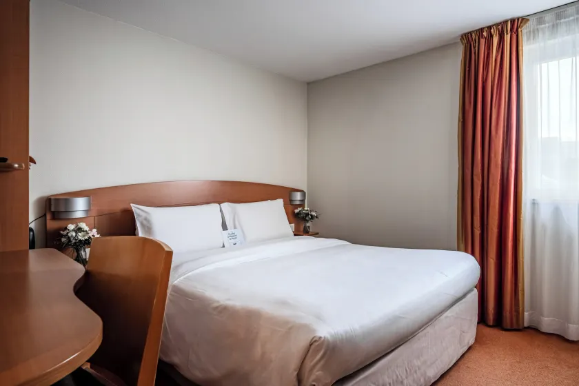 Hôtel Kyriad Rennes Nord - Image 1