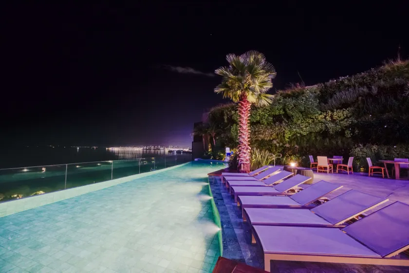 DoubleTree by Hilton Porto Alegre - Image 1