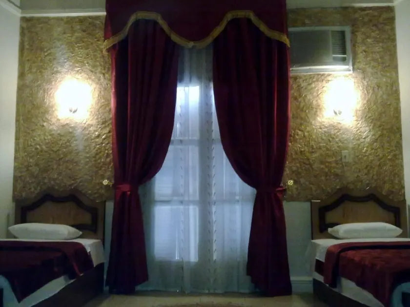Great Alexander Hostel - Image 1
