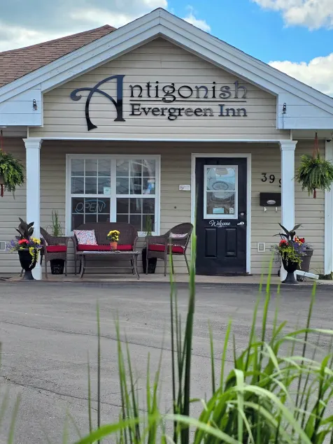 Antigonish Evergreen Inn - Image 1