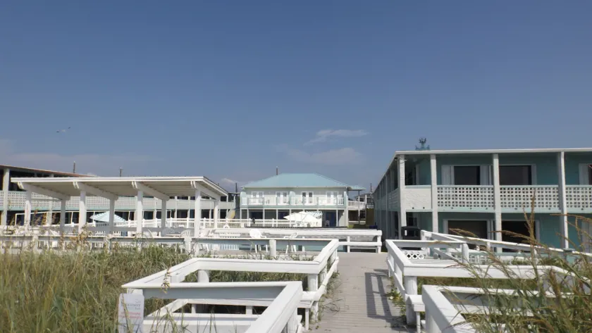 Buccaneer Inn - Image 1