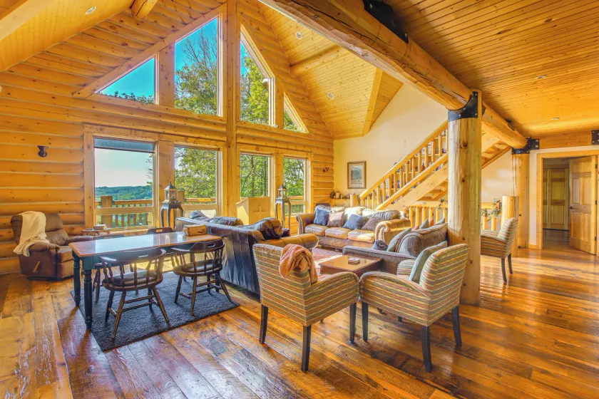 Secluded Iowa Home Near Hiking & Fishing! - Image 1