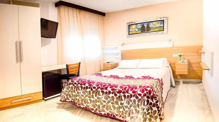 Hotel Albero - Image 1