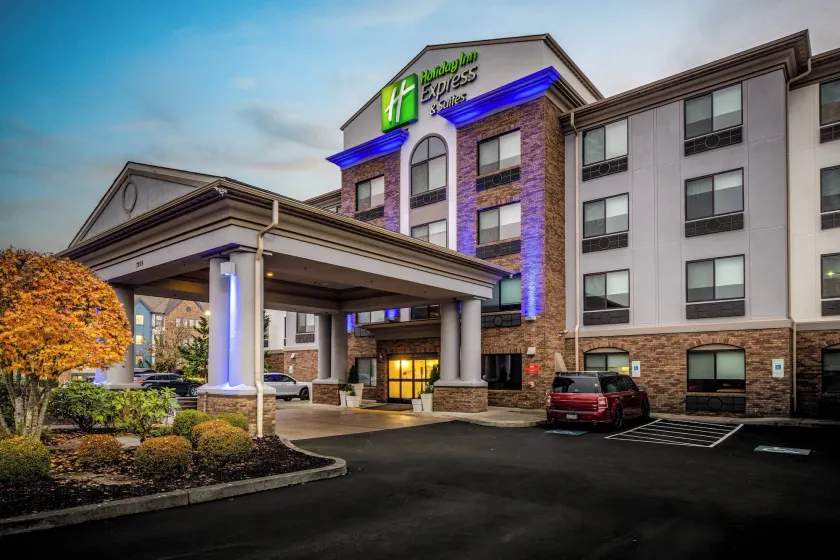 Holiday Inn Express Hotel & Suites Vancouver Mall-Portland Area by IHG - Image 1