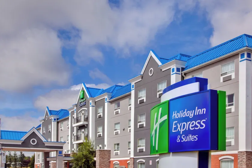 Holiday Inn Express Calgary South by IHG - Image 1
