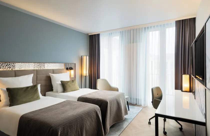 Leonardo Royal Hotel Munich - Image 1