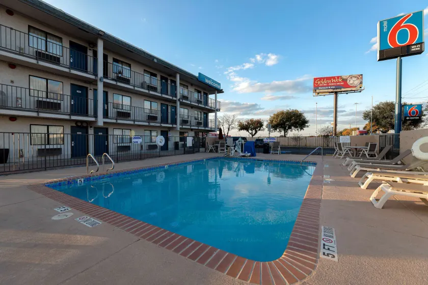 Motel 6-San Antonio, TX - West SeaWorld - Image 1