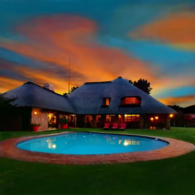African Footprints Lodge - Image 1