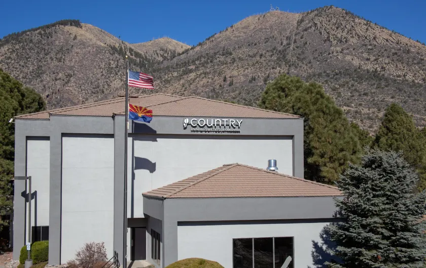 Country Inn & Suites by Radisson, Flagstaff, AZ - Image 1