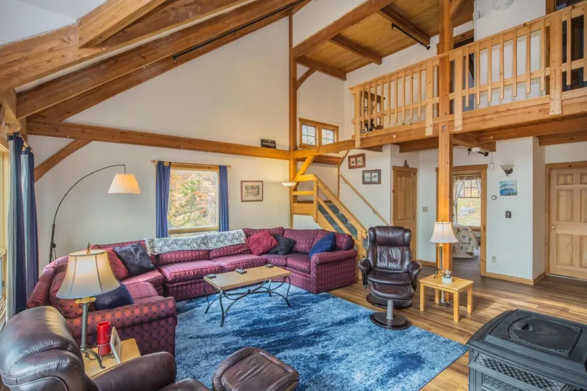 Viewmont Chalet - Image 1