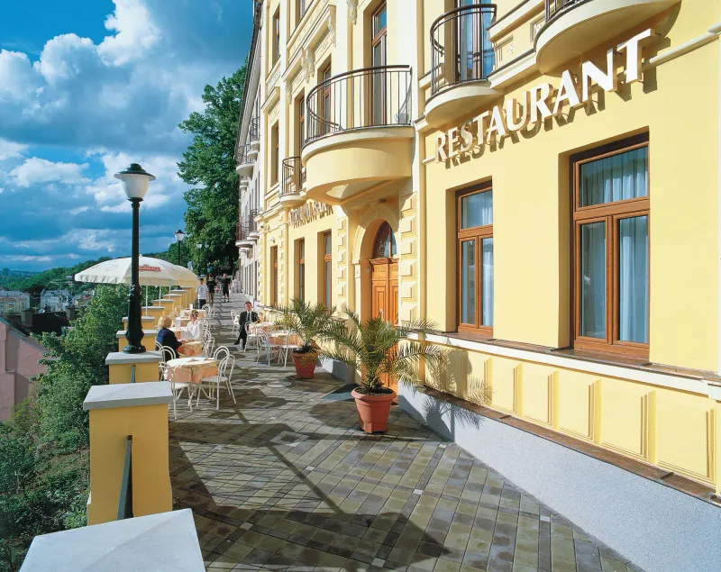 Wellness Hotel Jean De Carro - Image 1