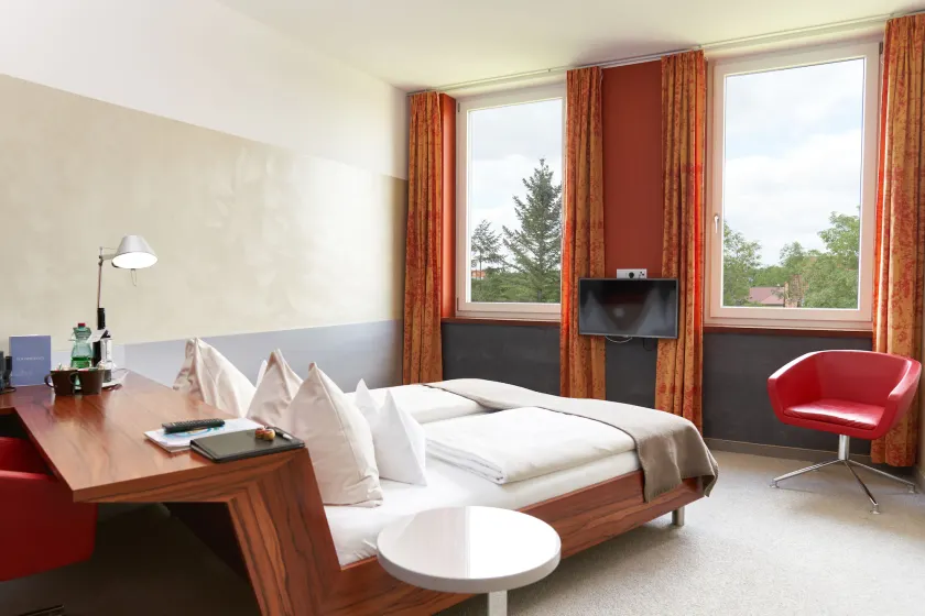 Hotel Maxlhaid - Image 1