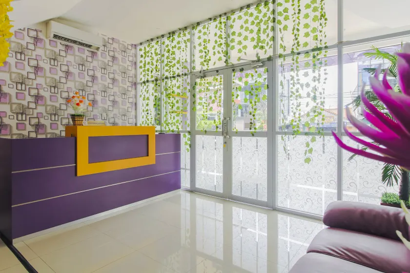 RedDoorz Plus near Stasiun Bekasi - Image 1