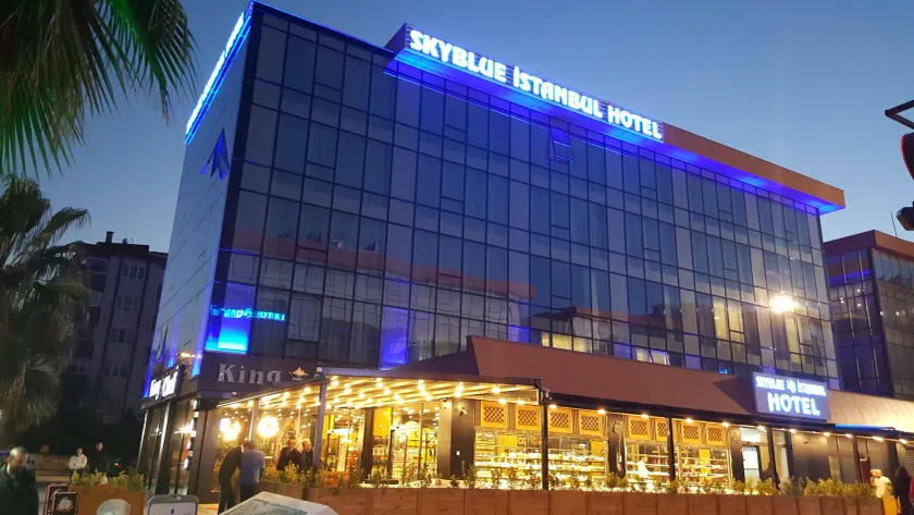SKYBLUE İSTANBUL HOTEL - Image 1