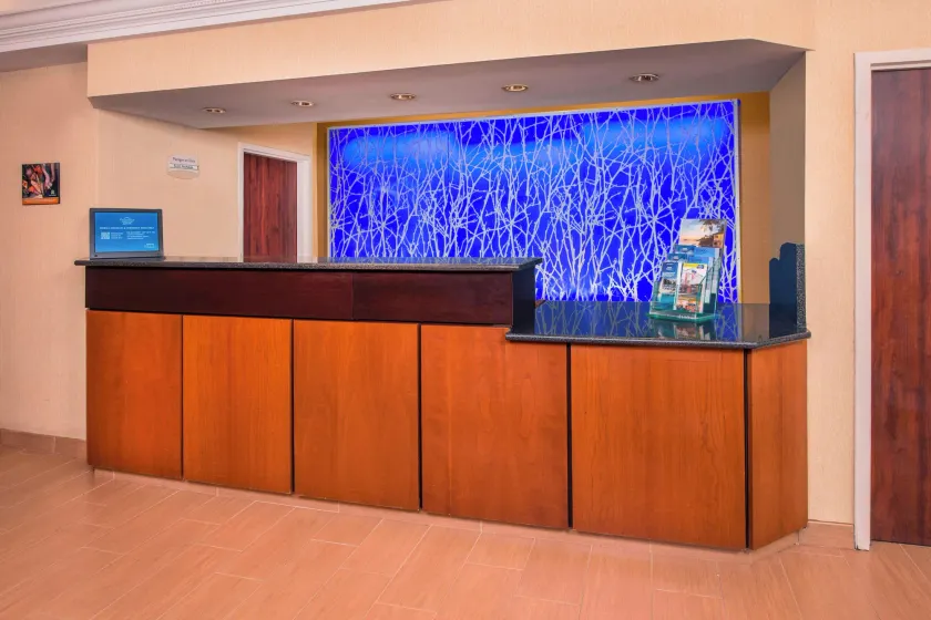 Fairfield Inn Dulles Airport Chantilly - Image 1