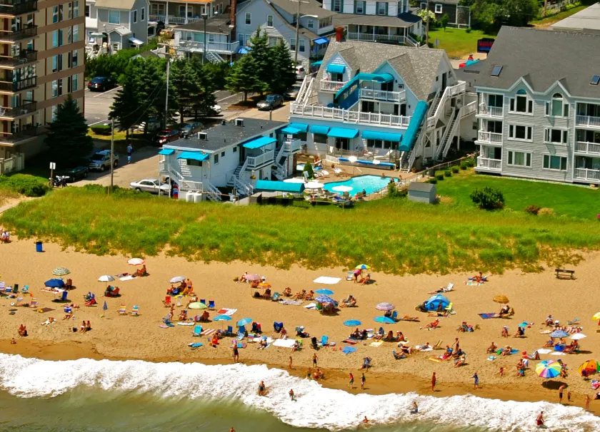 Sea Cliff House Motel - Image 1