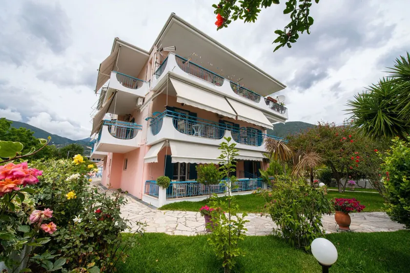 Sunny Garden - Image 1