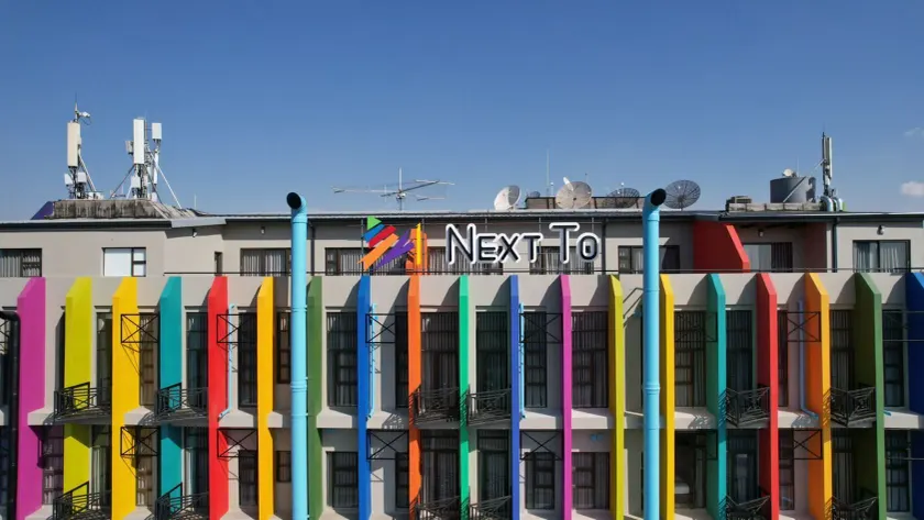 Next To Apartment Hotel  - Image 1