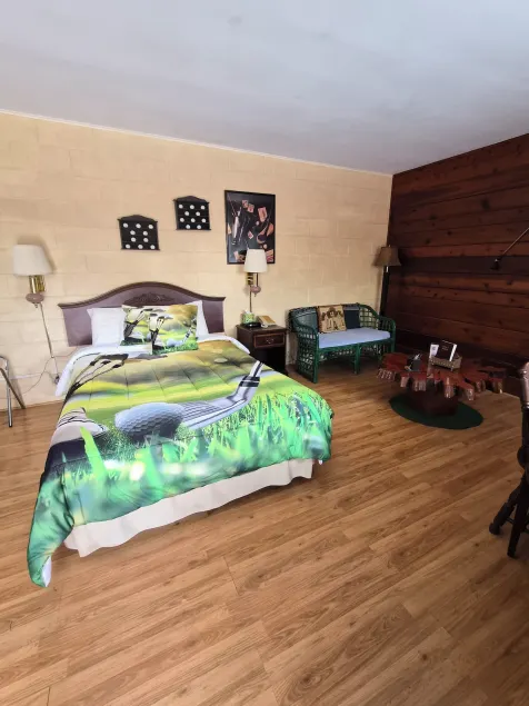 Chateau Lodge - Image 1