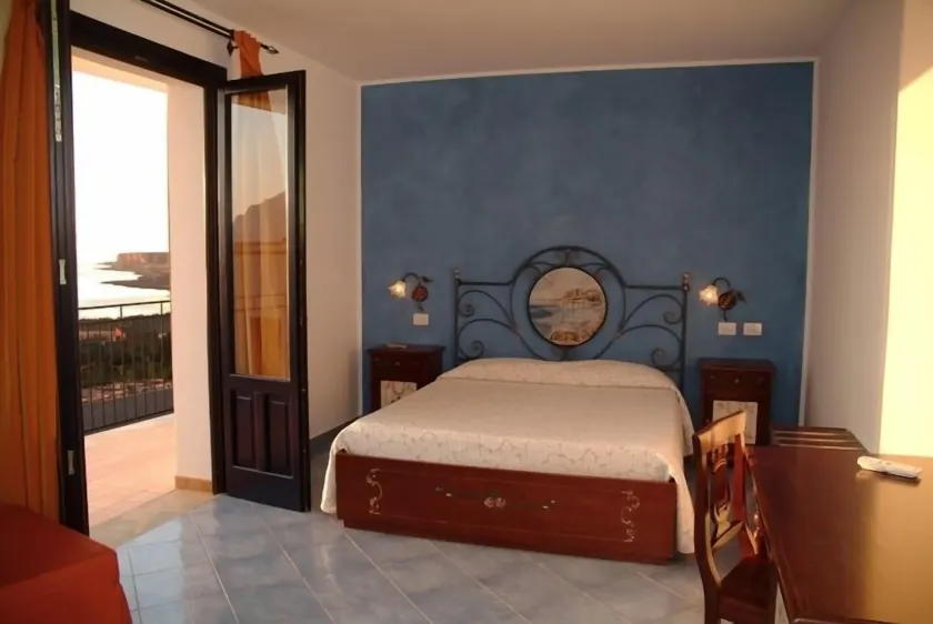 Torre Salina - Image 1