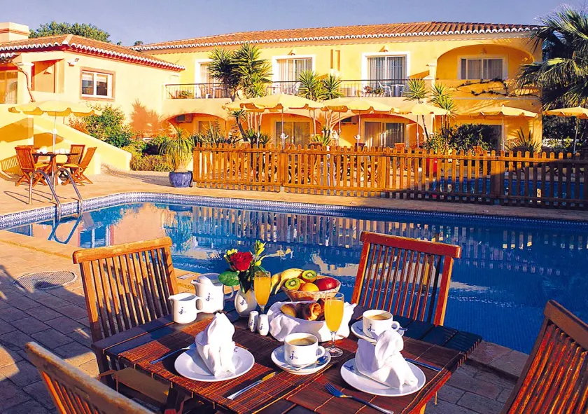 Costa d'Oiro Ambiance Village - Image 1