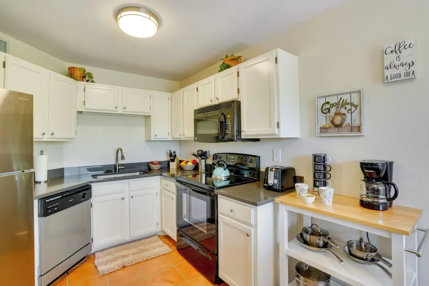 Tucson Oasis: Heated Pool, Tennis Court, Hiking! - Innvendig