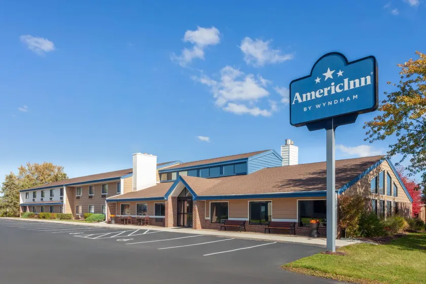 AmericInn by Wyndham Plymouth - Image 1