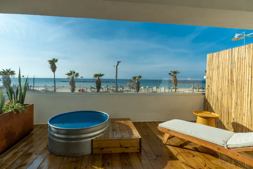 The Seven Seas Tel Aviv - Image 1