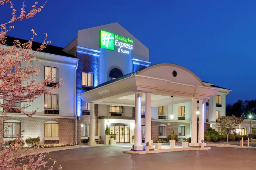 Holiday Inn Express Hotel & Suites Easton by IHG - Image 1