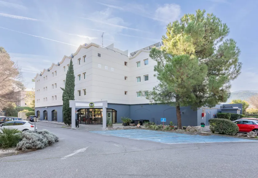 ibis Marseille Est la Valentine - Image 1