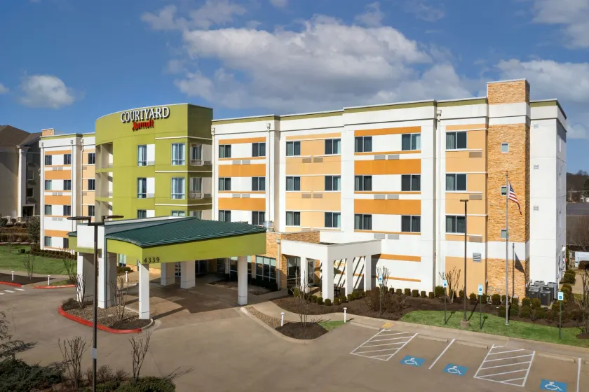 Courtyard By Marriott Little Rock North - Image 1