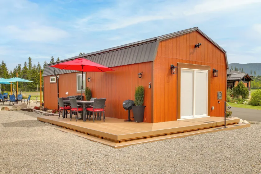 Bougie Barn 5 mi to Silverwood Theme Park! - Image 1