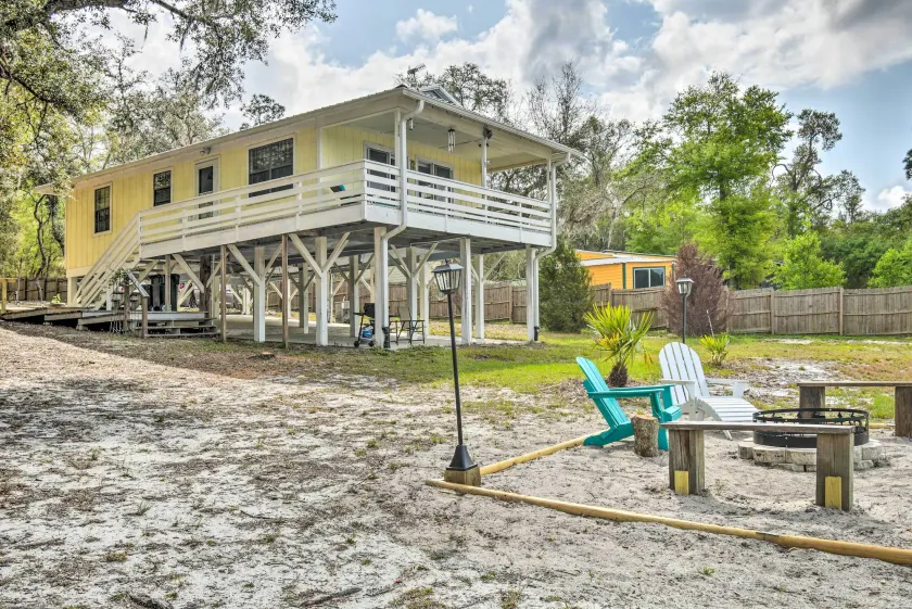 Hawthorne Hideaway w/ Waterfront Fire Pit! - Image 1