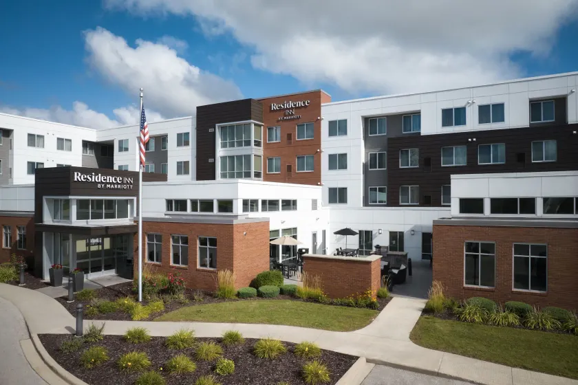 Residence Inn by Marriott Green Bay Downtown - Image 1