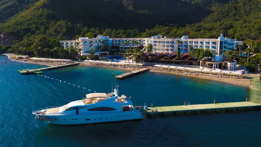 Fortezza Beach Resort - Image 1