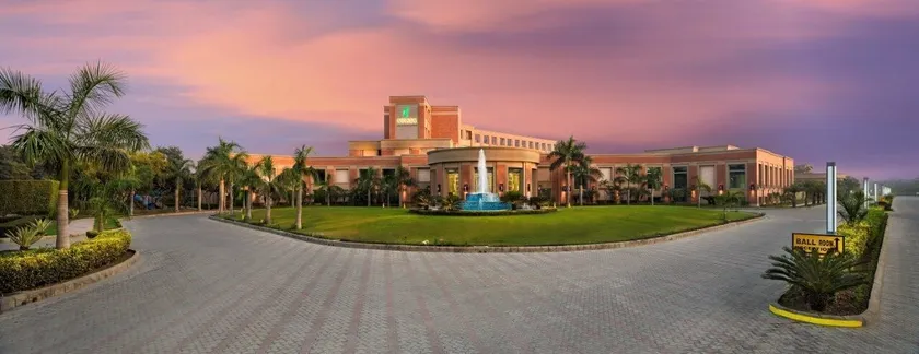 Nirvana Luxury Hotel Ludhiana - Image 1