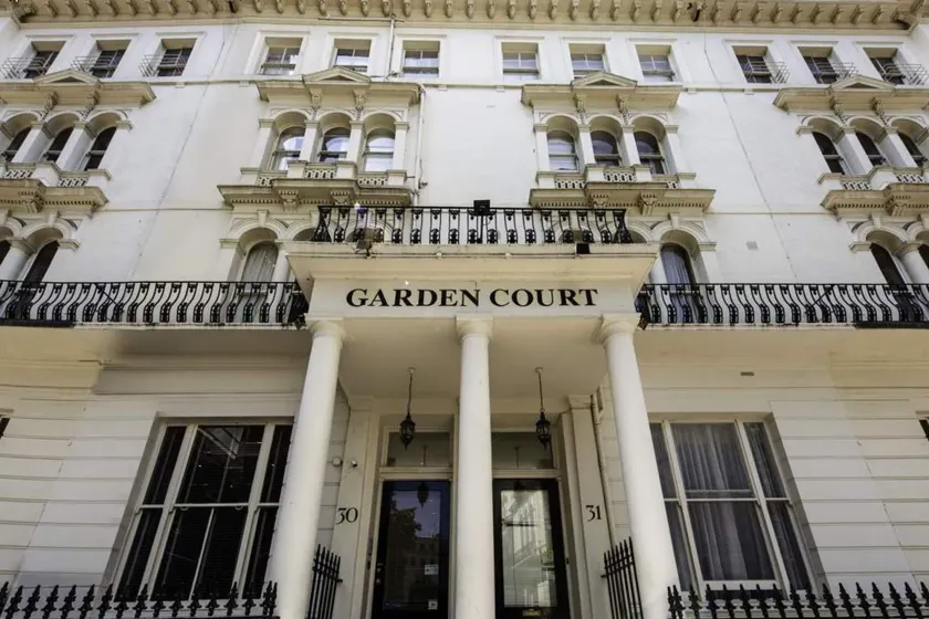 Garden Court Hotel - Image 1